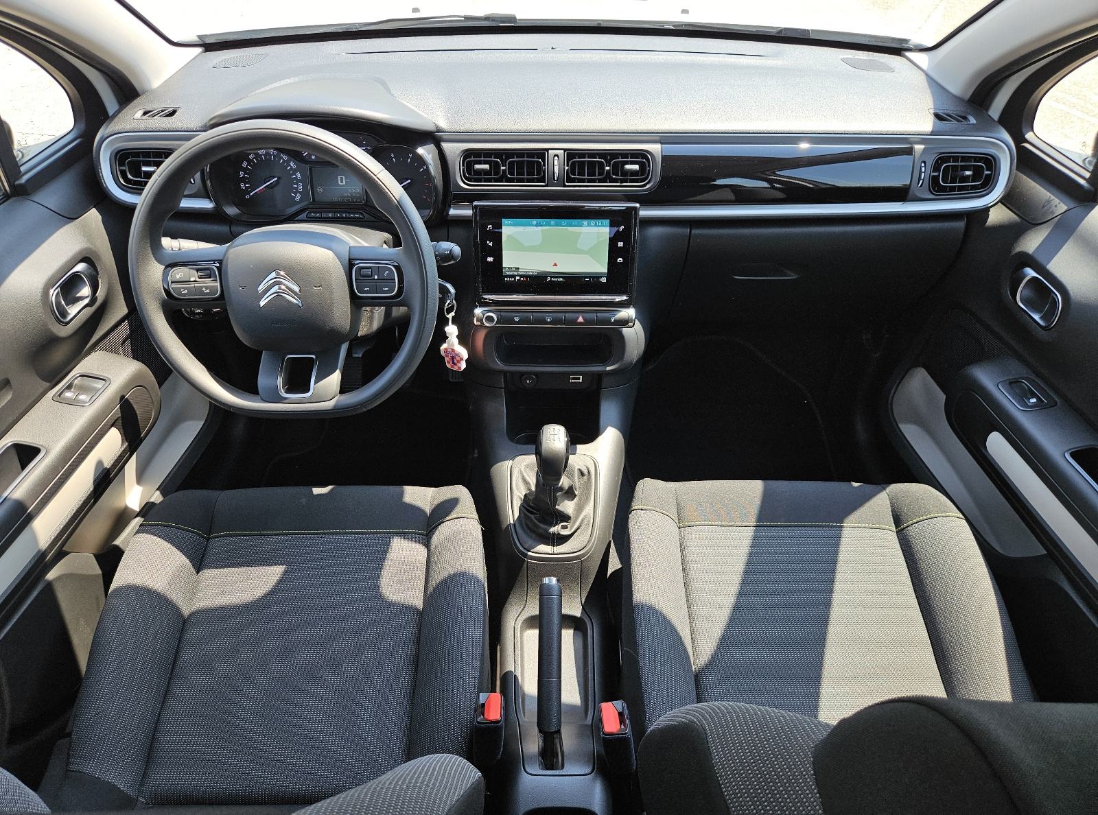 CITROEN C3 1,2 BENZIN • SAMO 28.000 KM • FULL OPREMA • JAMSTVO, fotografija 8