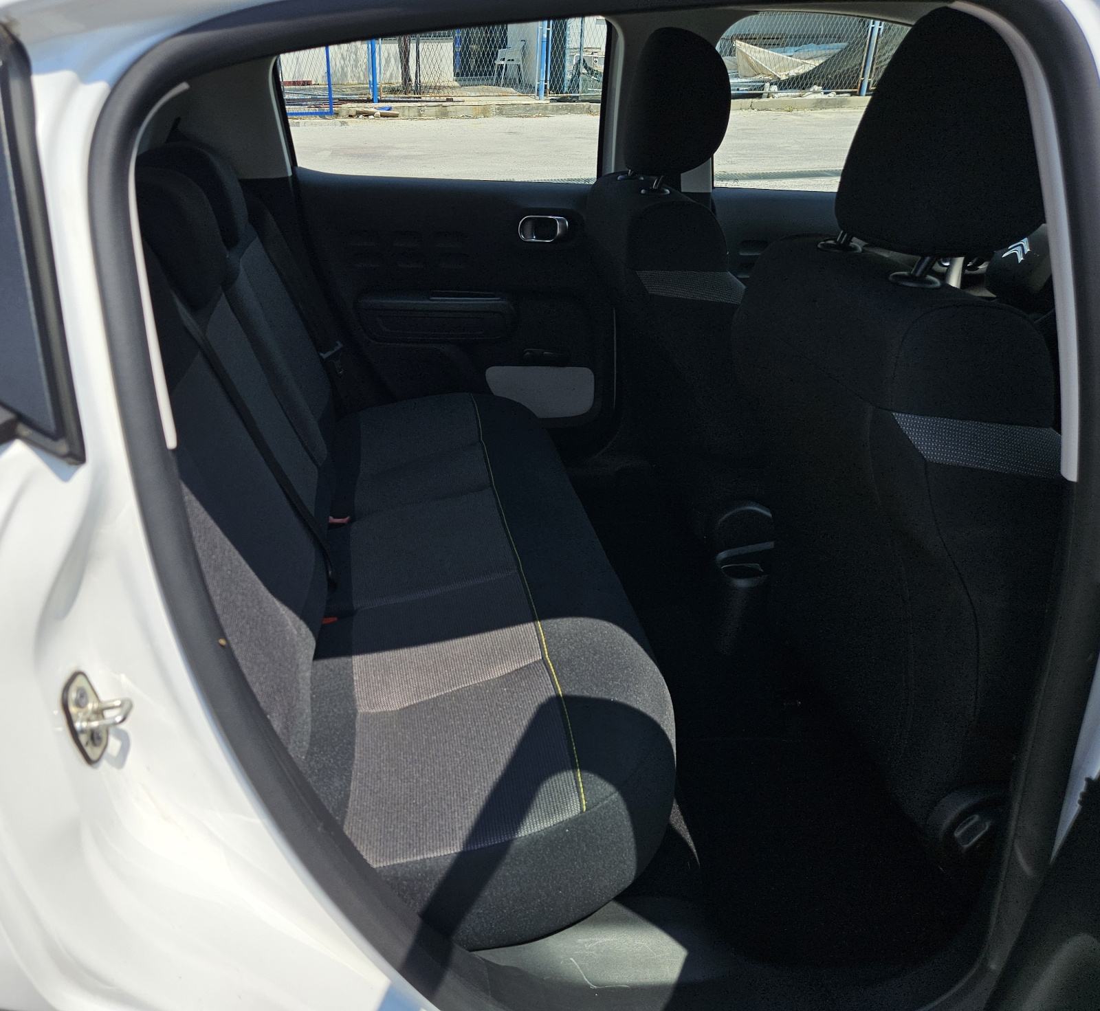 CITROEN C3 1,2 BENZIN • SAMO 28.000 KM • FULL OPREMA • JAMSTVO, fotografija 11