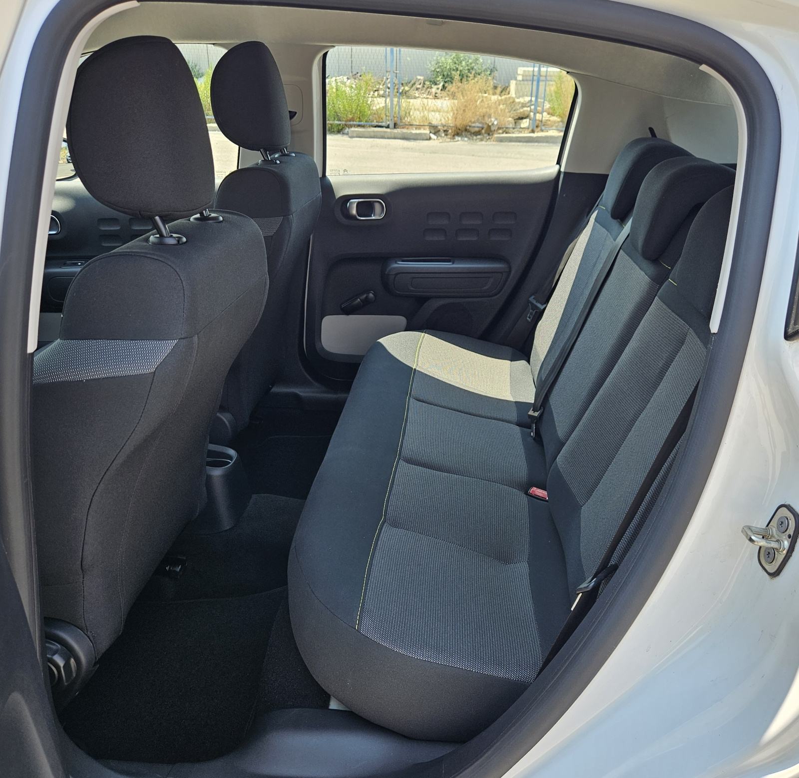 CITROEN C3 1,2 BENZIN • SAMO 28.000 KM • FULL OPREMA • JAMSTVO, fotografija 12