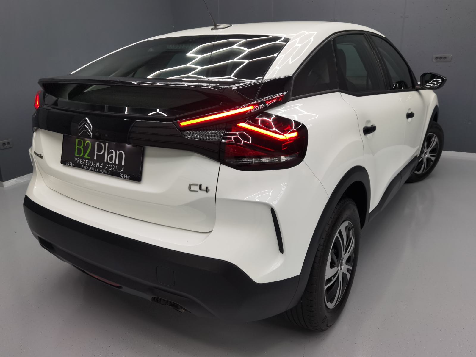 CITROEN-C4-1.2-PURETECH-1.VLASNIK-LED-LINEASSIST-TEMPOMAT-ODLIČAN, fotografija 7