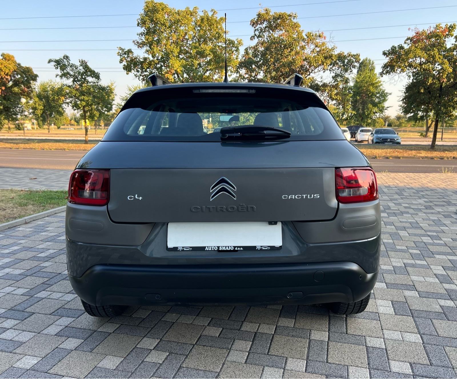 ** CITROEN C4 CACTUS ** 1.2 VTI ** 121.000 KM **REG 1 GODINU **LED **, fotografija 5