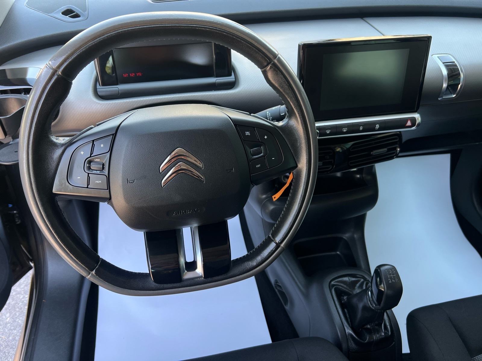 ** CITROEN C4 CACTUS ** 1.2 VTI ** 121.000 KM **REG 1 GODINU **LED **, fotografija 13