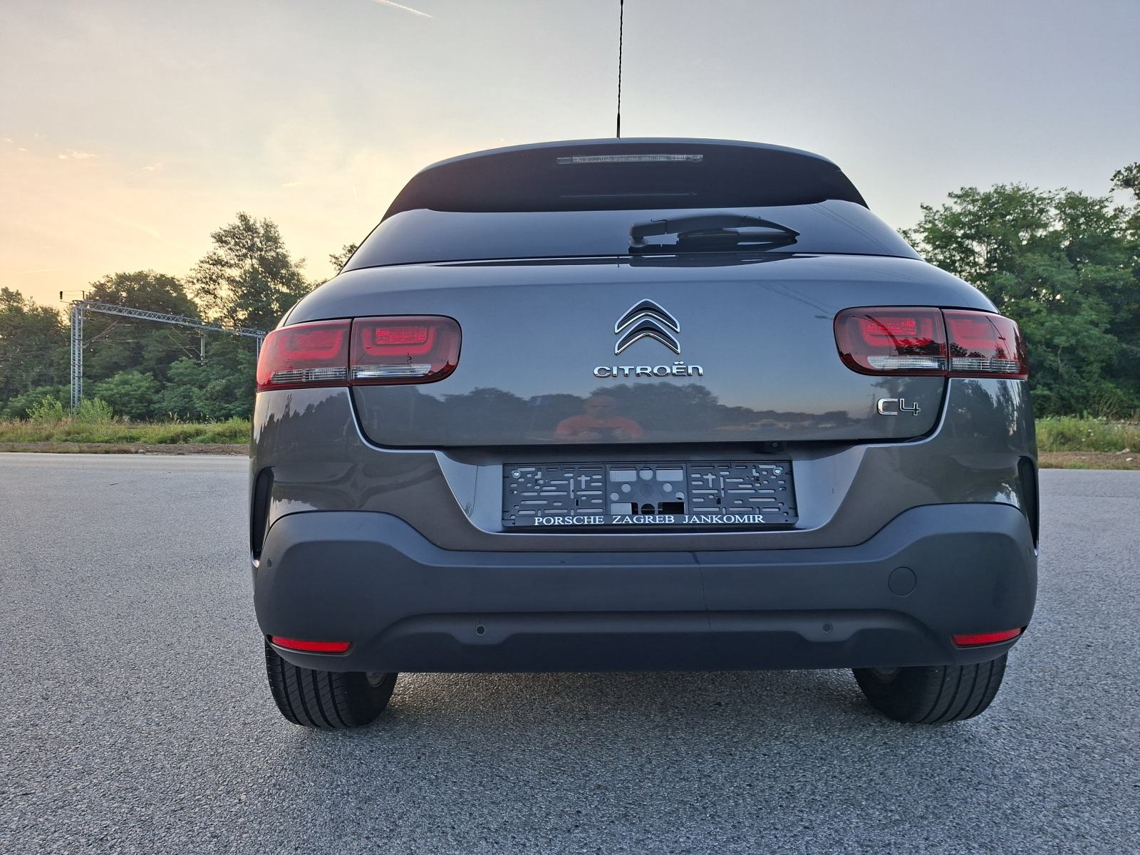 CITROEN C4 CACTUS 1,5 eHDI HR VOZILO, SHINE, NAVI, KAMERA......, pogled izvana - slika 5
