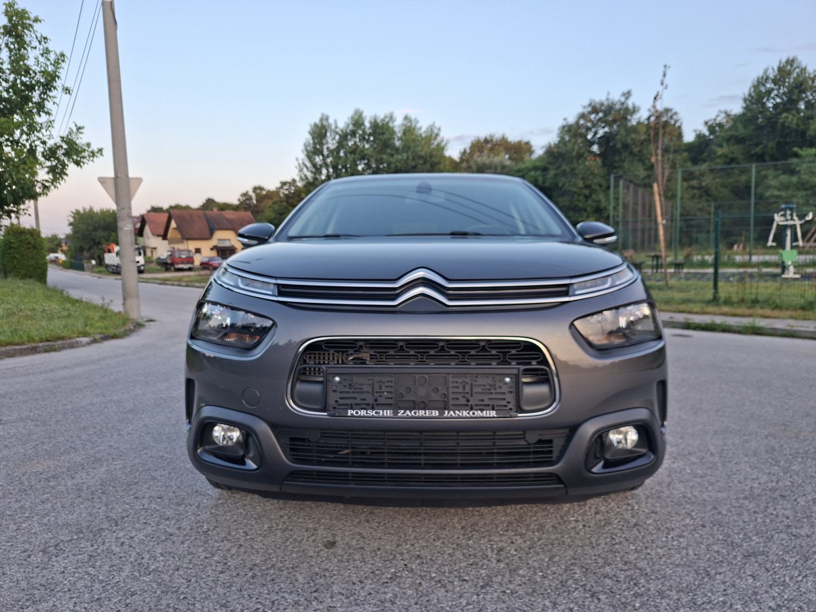 CITROEN C4 CACTUS 1,5 eHDI HR VOZILO, SHINE, NAVI, KAMERA......, pogled izvana - slika 2