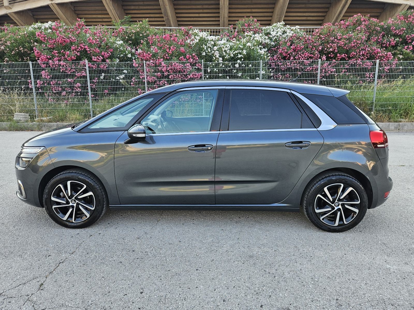 CITROEN C4 PICASSO 1,6 HDi 120 KS • FULL OPREMA • JAMSTVO, fotografija 11