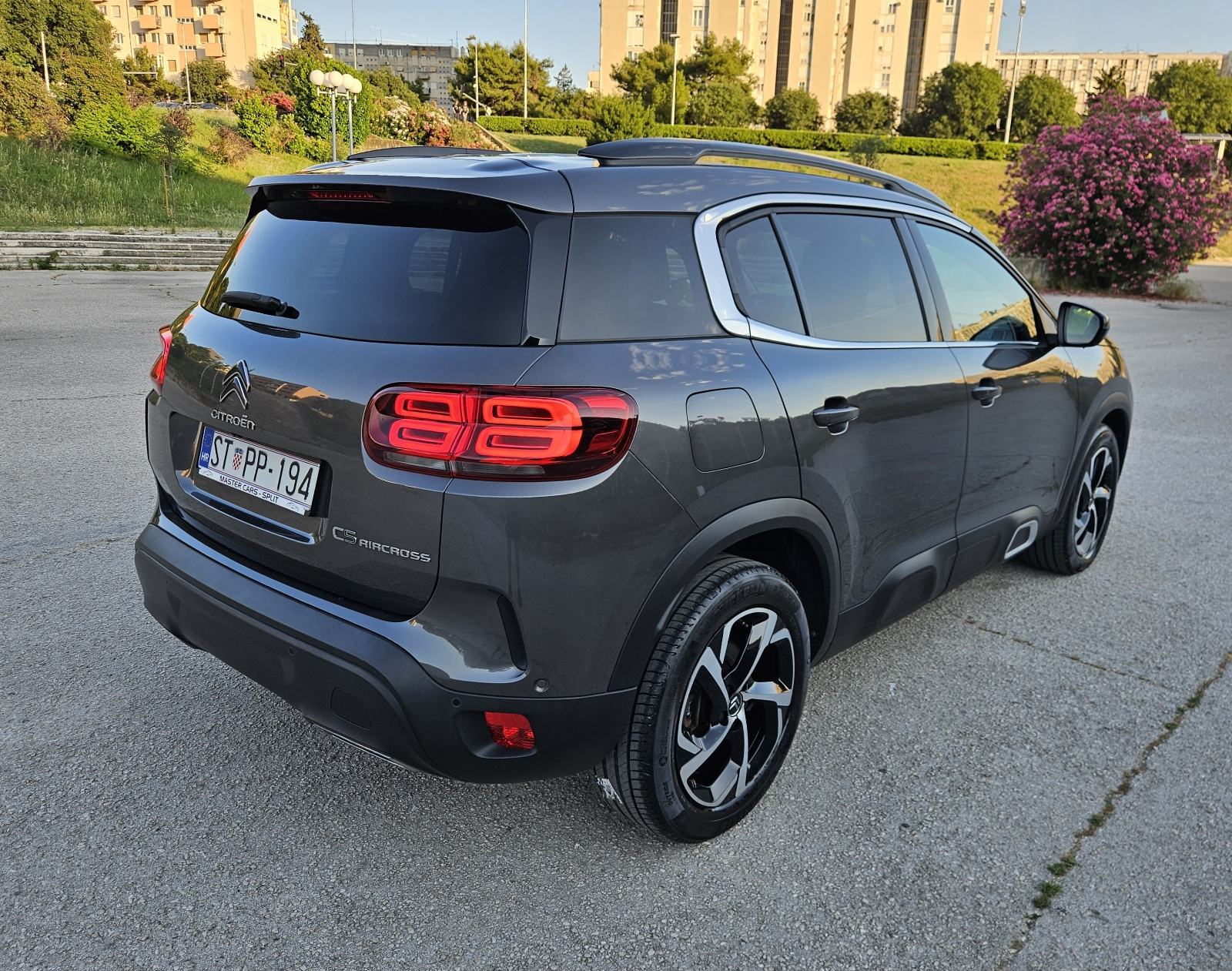 CITROEN C5 AIRCROSS 1,2 TURBO 130 KS • AUTOMATIK • SAMO 59.000 KM, fotografija 9