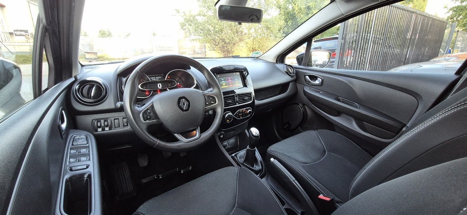 Clio 0.9 TCe servisna navi alu pdc temp aut klima odličan, fotografija 12