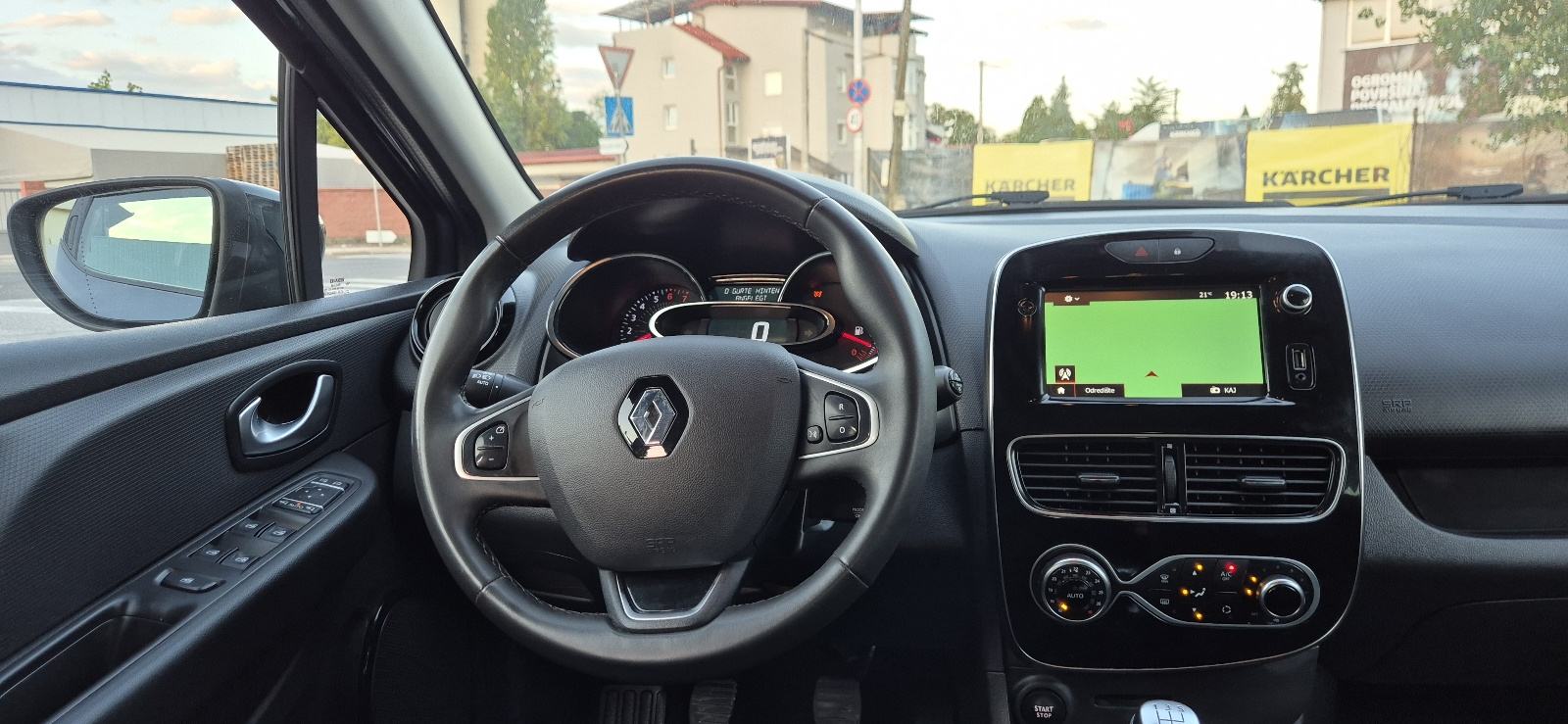 Clio 0.9 TCe servisna navi alu pdc temp aut klima odličan, fotografija 13