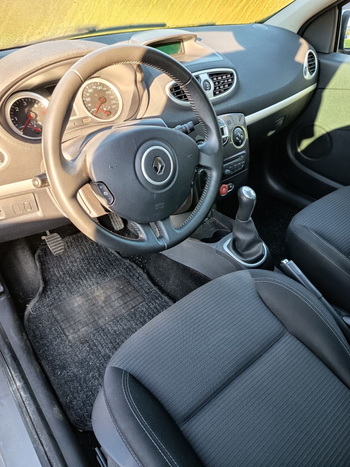 Clio Grandtour 1.5 dci, fotografija 5