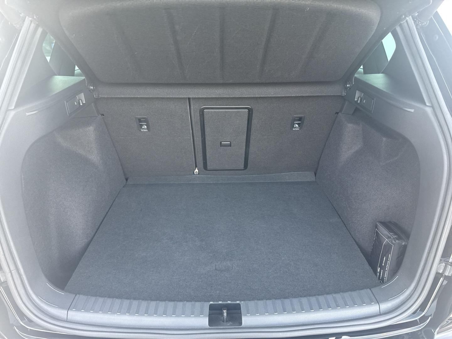 Cupra Ateca 2,0 TSI 300 KS 4Drive DSG PANORAMA ACC DCC 360 KAMERA 1.VL, fotografija 13