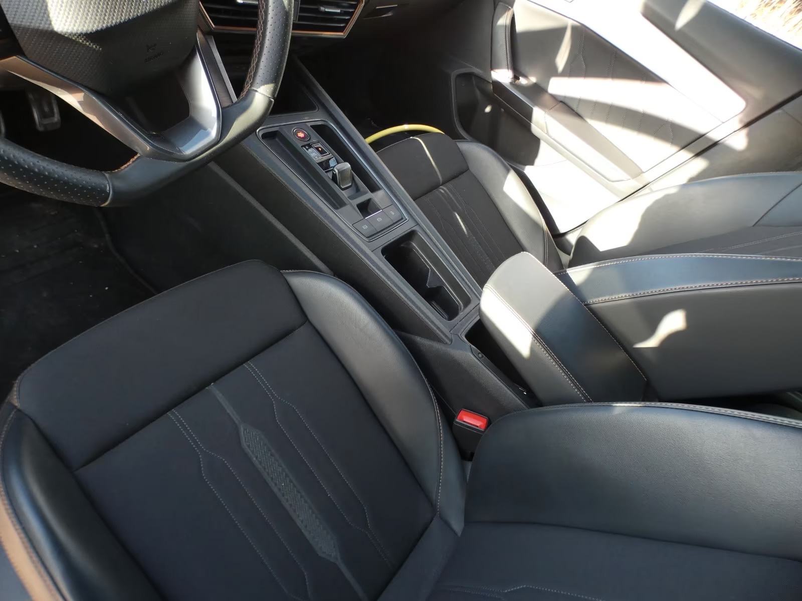 Cupra Formentor 1,4 eHybrid automatik, fotografija 10