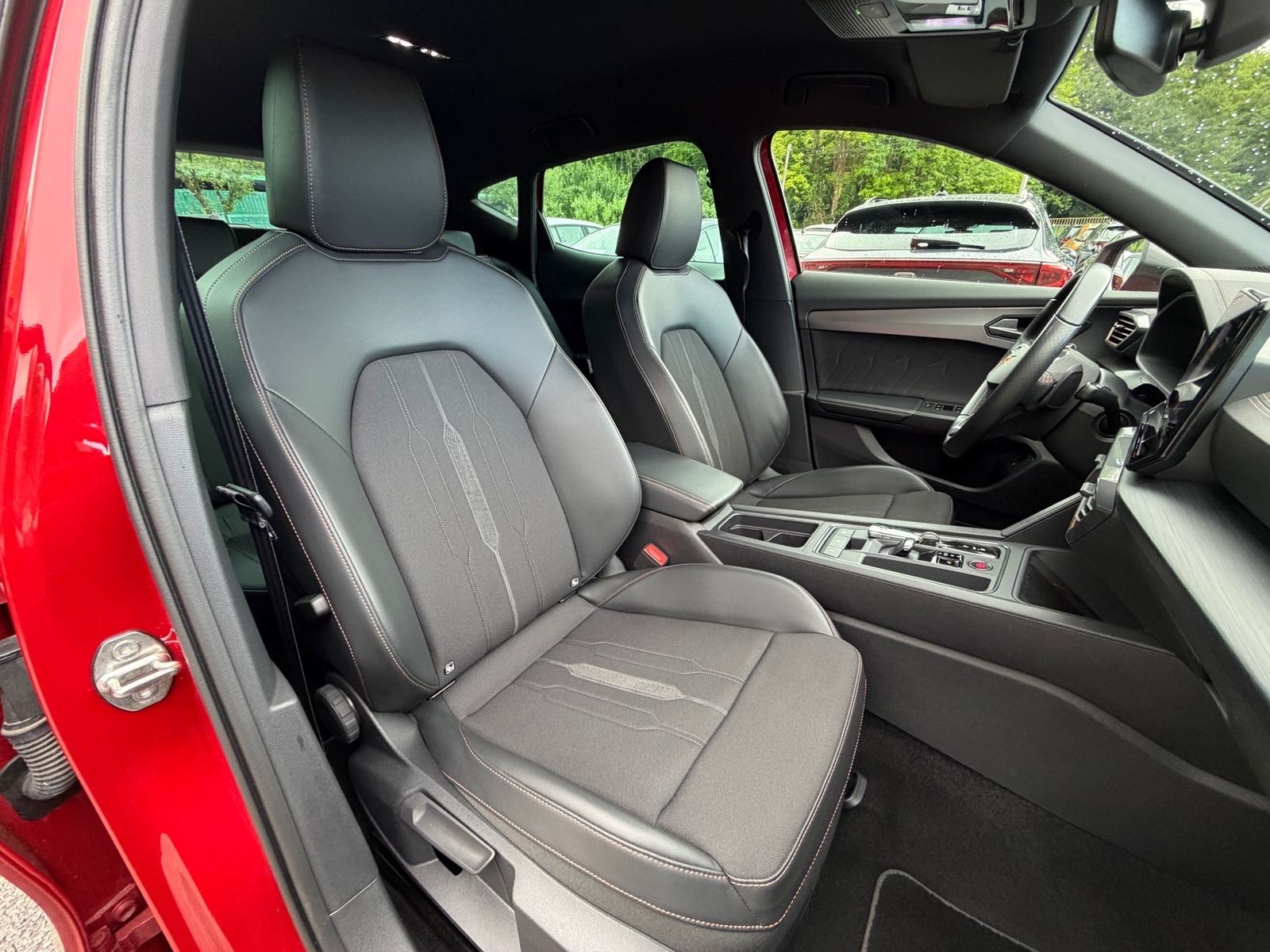 Cupra Formentor 1.4 eHybrid,JAMSTVO,KAMERA,KOŽA,RADAR,AMBIENT,U PDV-U!, fotografija 6