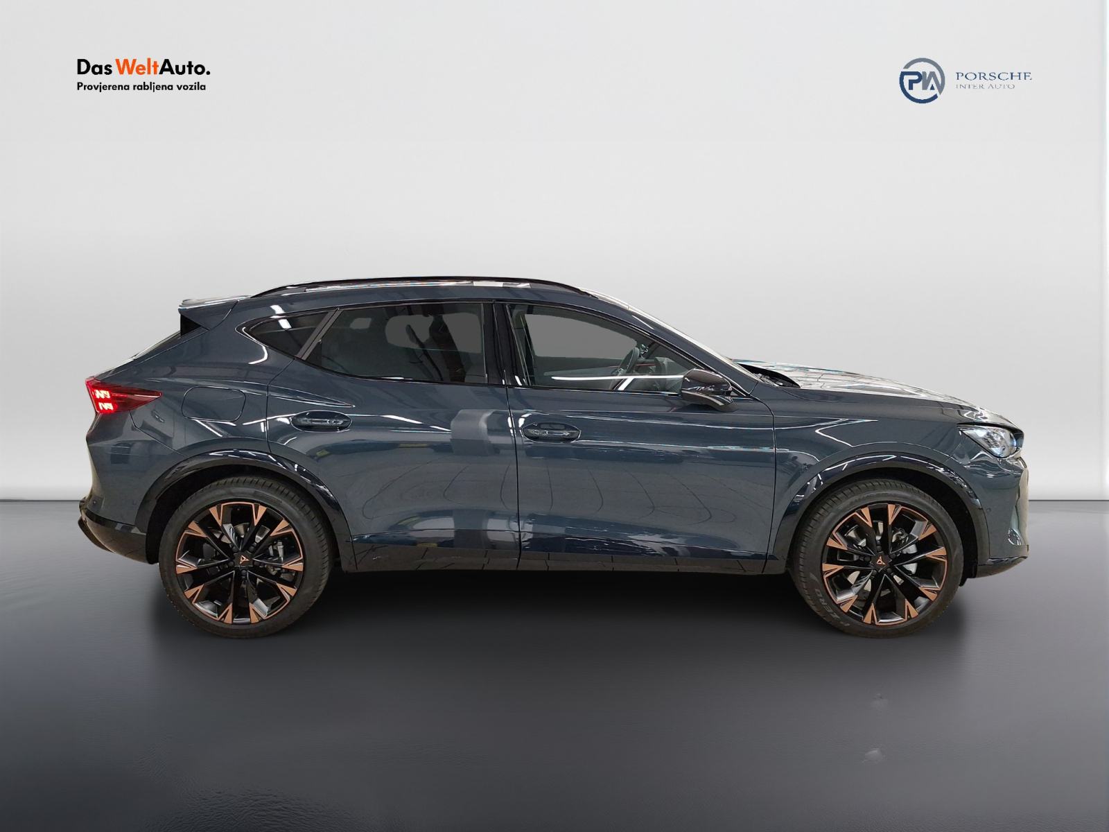Cupra Formentor 1.5 e-Hybrid 150 kW DSG Tribe * DEMO VOZILO *, fotografija 4