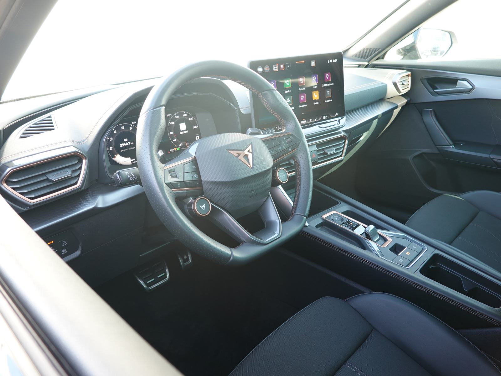 Cupra Formentor 1.5 eTSI DSG+F1+LED+ACC+VZV.KAMERA+KEYLESS, fotografija 7