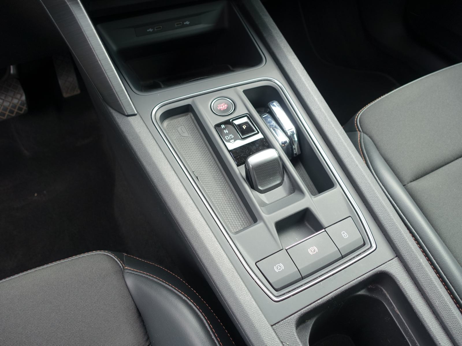 Cupra Formentor 1,5 TSI 150 DSG / JAMSTVO + REGISTRACIJA, fotografija 18