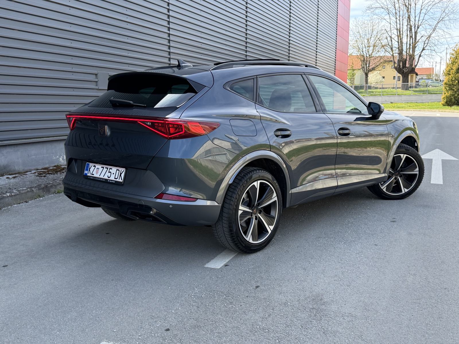 CUPRA FORMENTOR 1.5 TSI 150 KS,77 TKM, PANORAMA, LEASING, GARANCIJA, fotografija 4