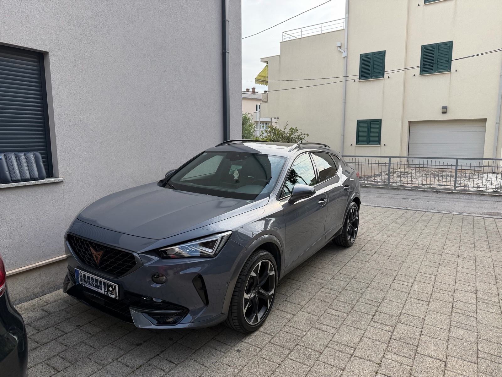 Cupra Formentor 1,5 TSI automatik, fotografija 17