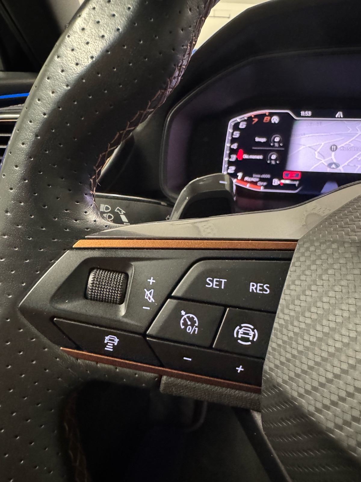 Cupra Formentor 1,5 TSI DSG ACC Matrix Kamera Keyless, fotografija 16