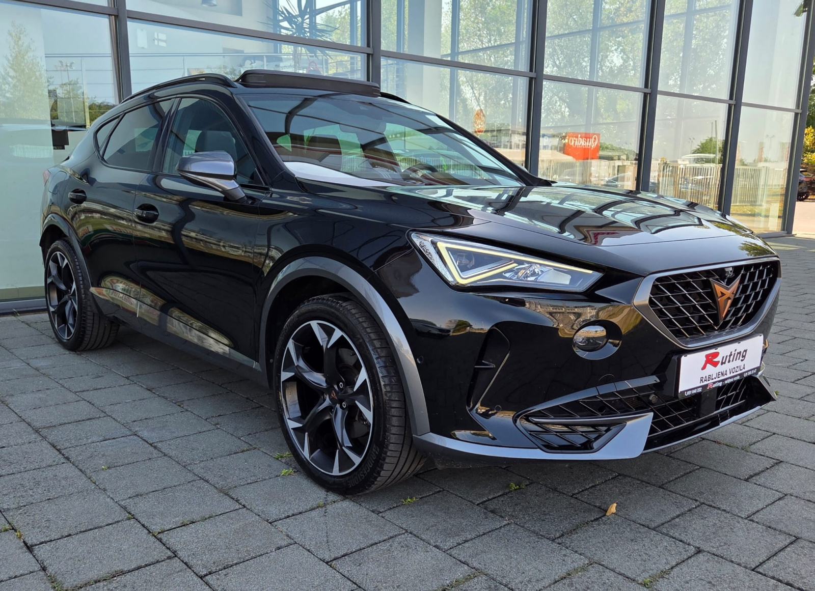 Cupra Formentor 1.5 TSI DSG*AUTOMATIK*KAMERA 360°PANORAMA*52.000KM*, fotografija 3