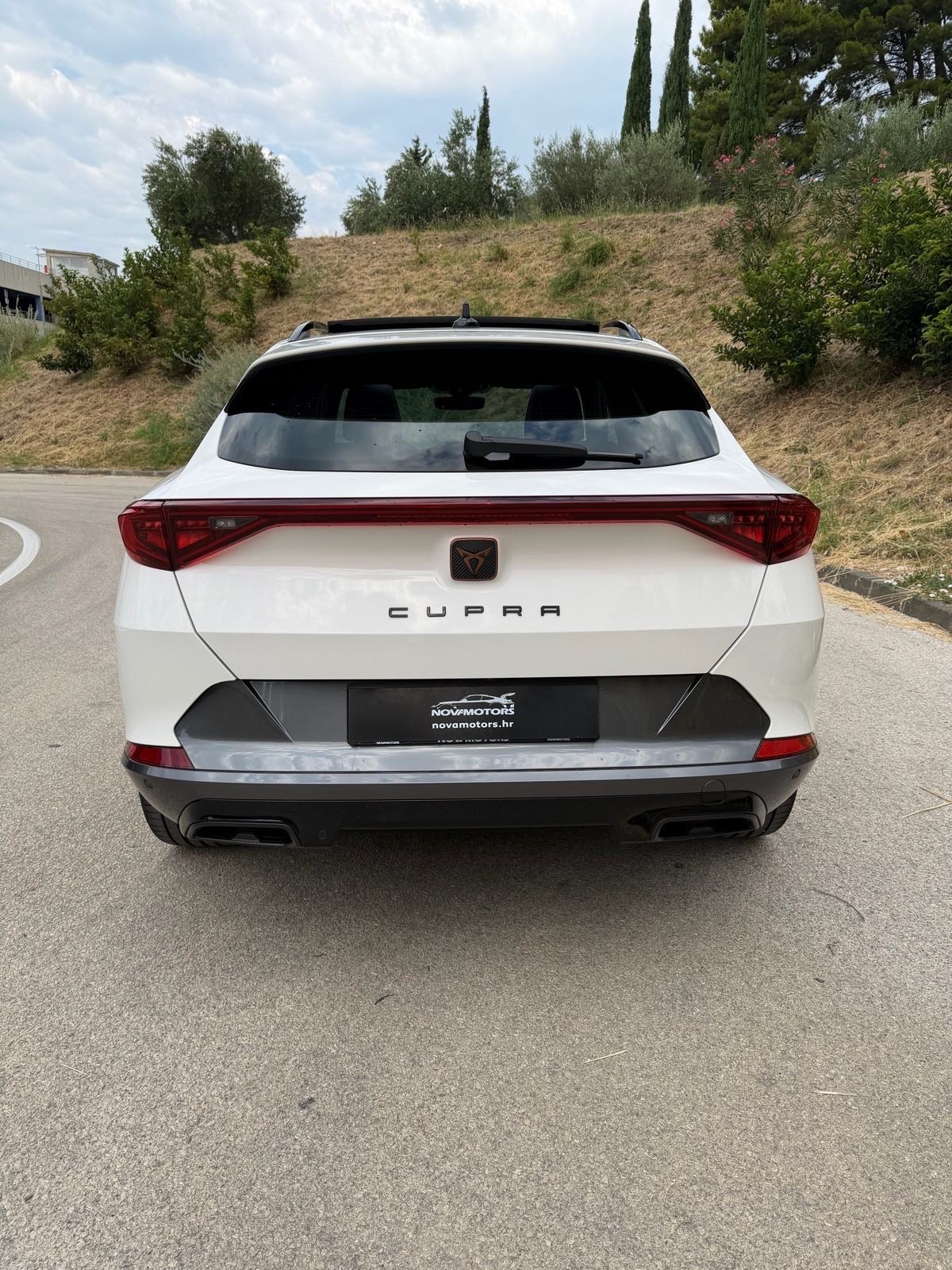 Cupra Formentor 1,5 TSI DSG LED PANO U PDV-u!!, fotografija 5