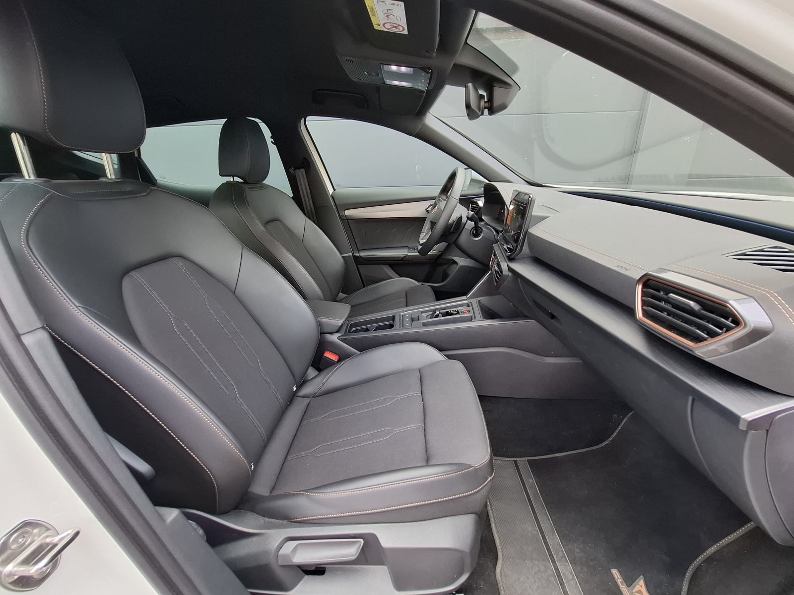 Cupra Formentor 1,5 TSI DSG, SNIŽENO 3500e, samo 9700km,, fotografija 16