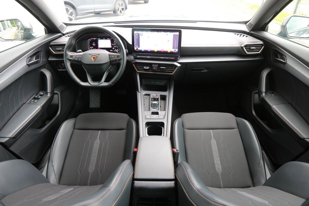 Cupra Formentor 1.5 TSI DSG-Tiptronik Basis VIRTUAL - Full LED -, fotografija 5