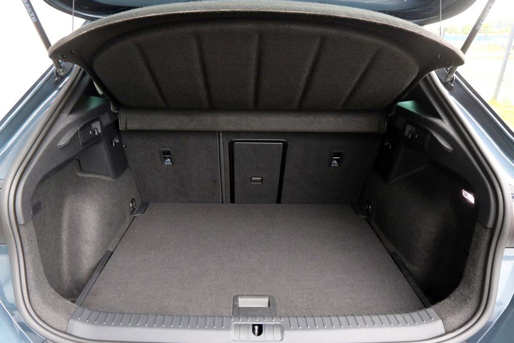 Cupra Formentor 1.5 TSI DSG-Tiptronik Basis VIRTUAL - Full LED -, fotografija 12