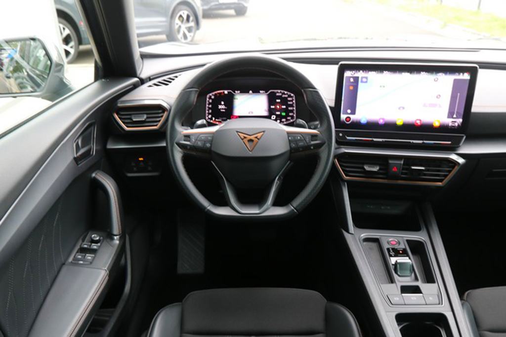 Cupra Formentor 1.5 TSI DSG-Tiptronik Basis VIRTUAL - Full LED -, fotografija 11