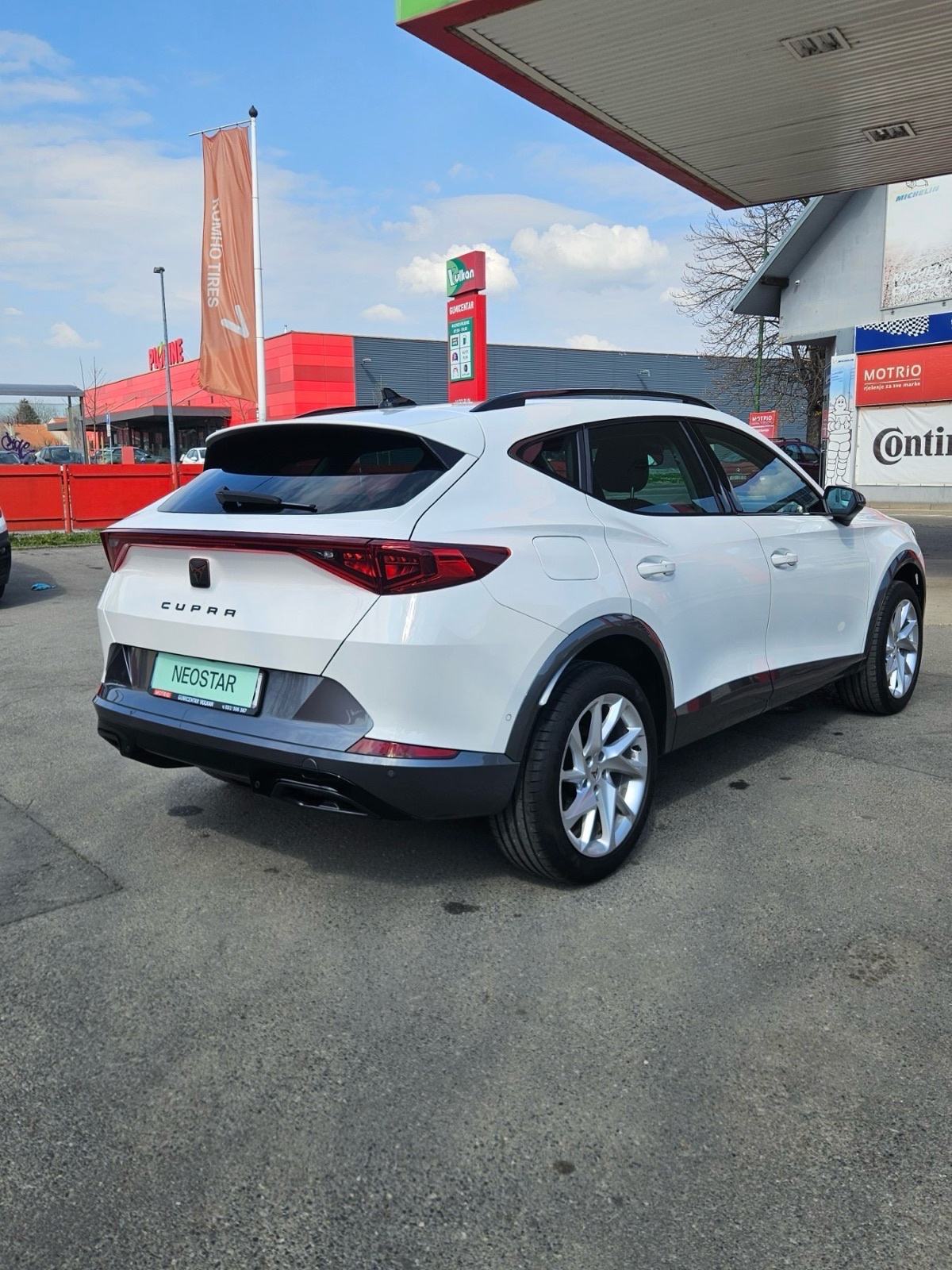 Cupra Formentor 1,5 TSI DSG, Top oprema! Samo 47.000km. Jamstvo, fotografija 4