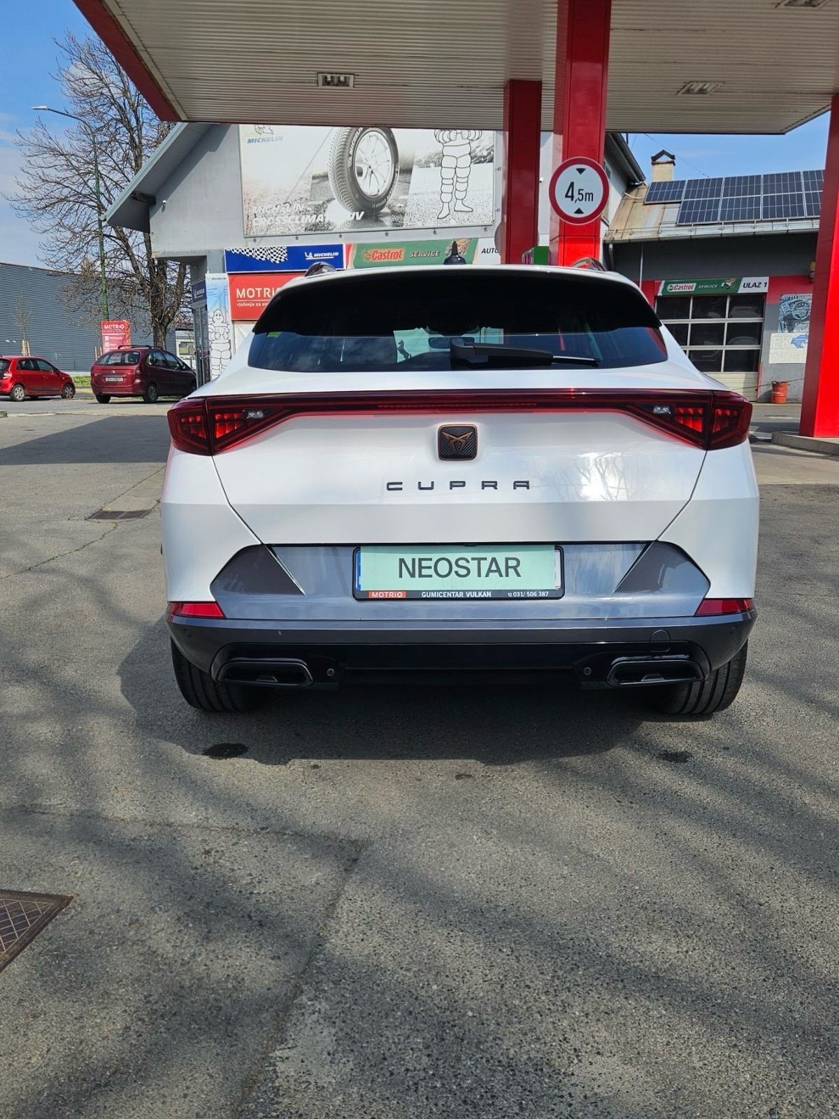 Cupra Formentor 1,5 TSI DSG, Top oprema! Samo 47.000km. Jamstvo, fotografija 8