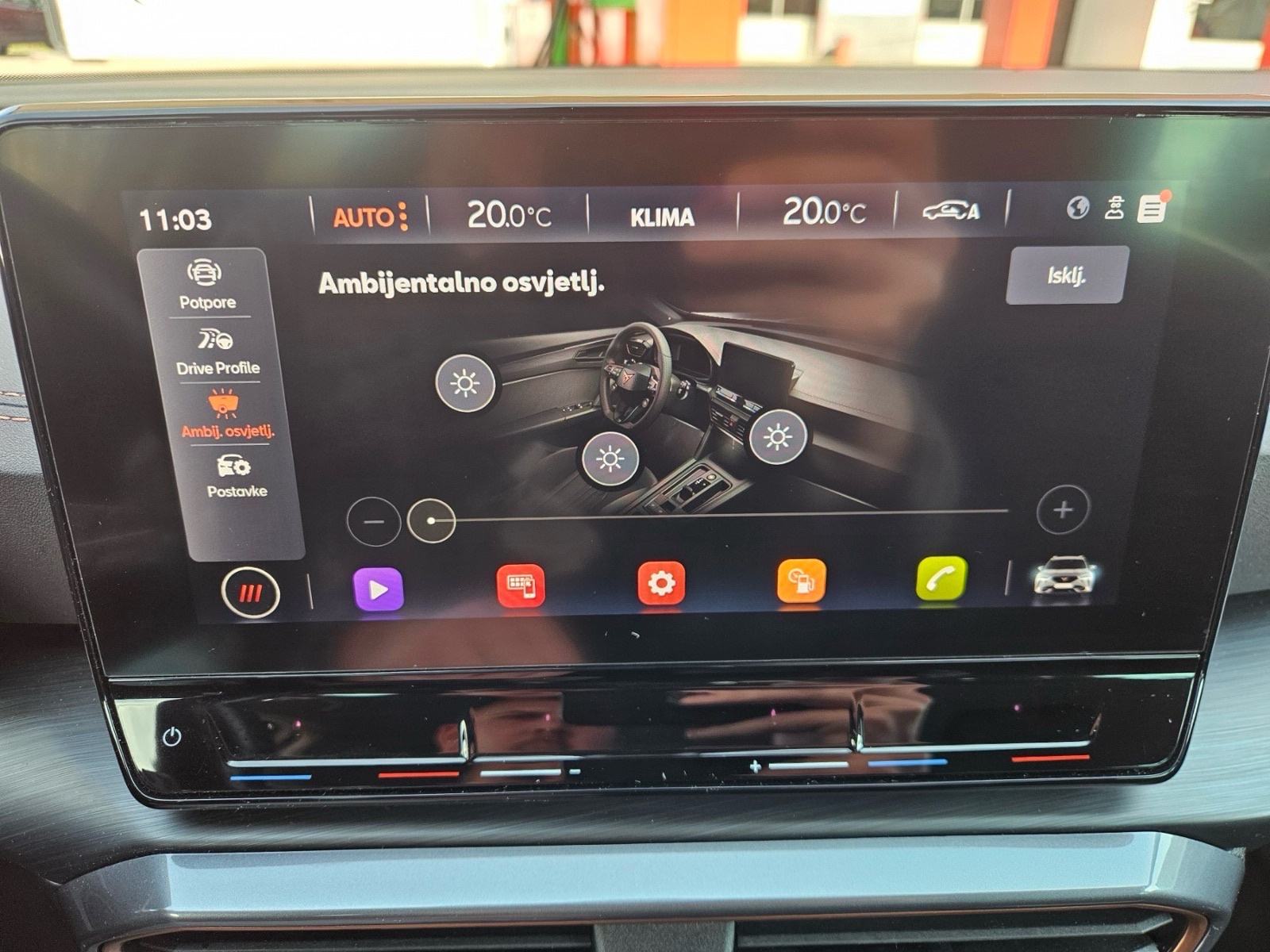 Cupra Formentor 1,5 TSI DSG, Top oprema! Samo 47.000km. Jamstvo, fotografija 20