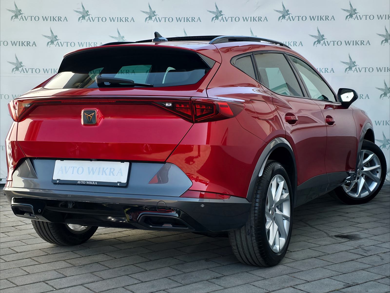 Cupra Formentor 1,5TSI Impulse FULLED-PANOR-ACC-AMBIENT-KELYESS-KAMERA, fotografija 4