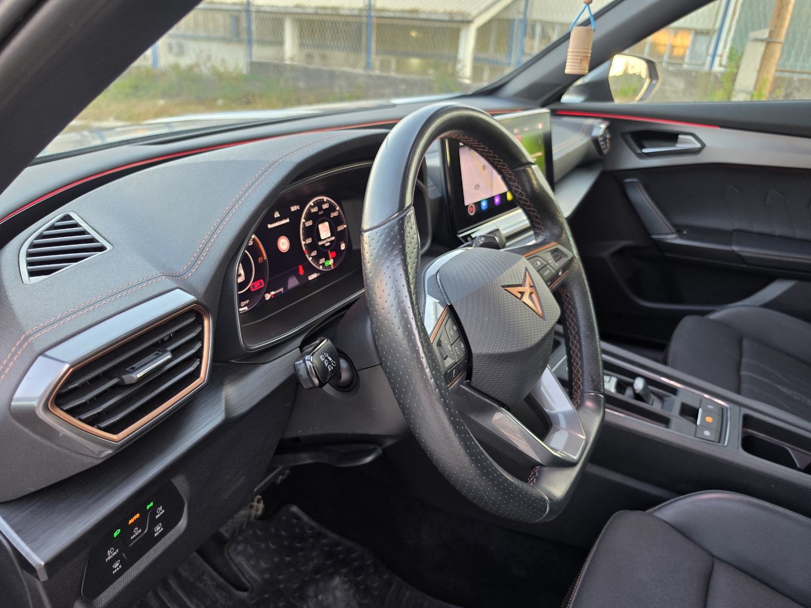 Cupra Formentor 2.0tdi 4x4, DSG, ACC, keyless, kamera, nije uvoz, Pdv, fotografija 14