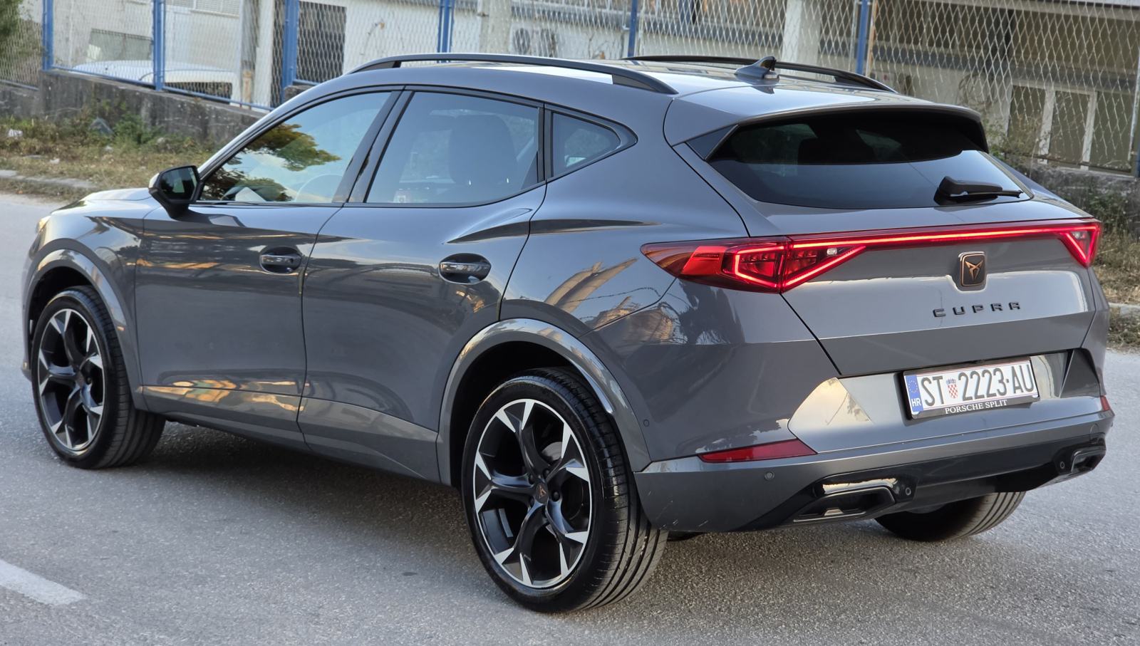 Cupra Formentor 2.0tdi 4x4, DSG, ACC, keyless, kamera, nije uvoz, Pdv, fotografija 7