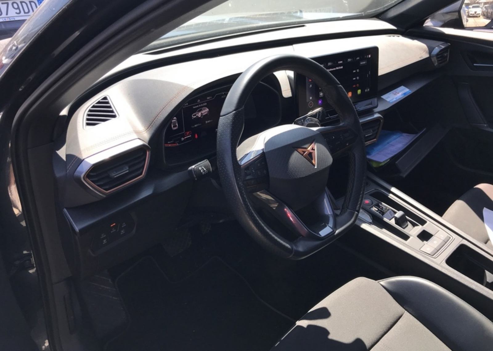 Cupra Formentor 2,0 TDI automatik,god.07/2023.,76600KM,u PDV-u, fotografija 5