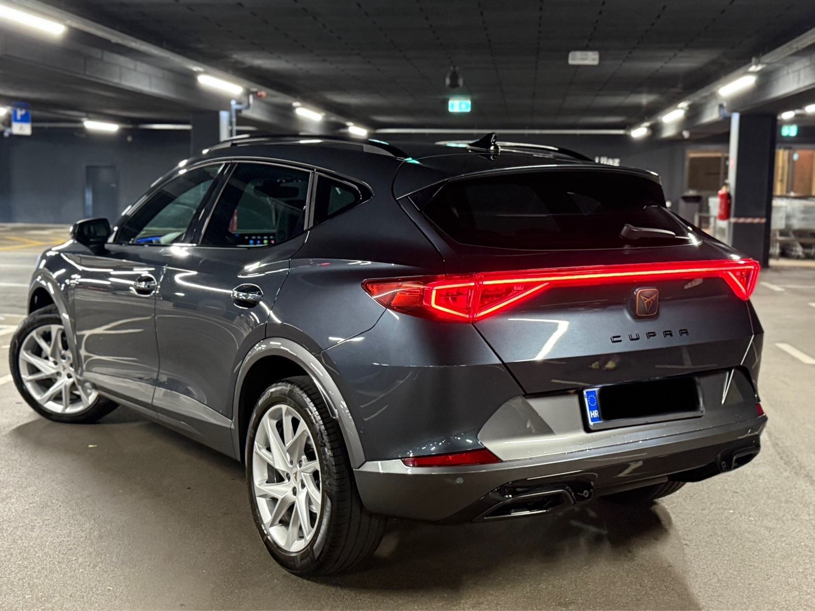 Cupra Formentor 2.0 Tdi Dsg 4Drive Evo Navi,Led Amb,Acc,Keyless,18”, fotografija 3