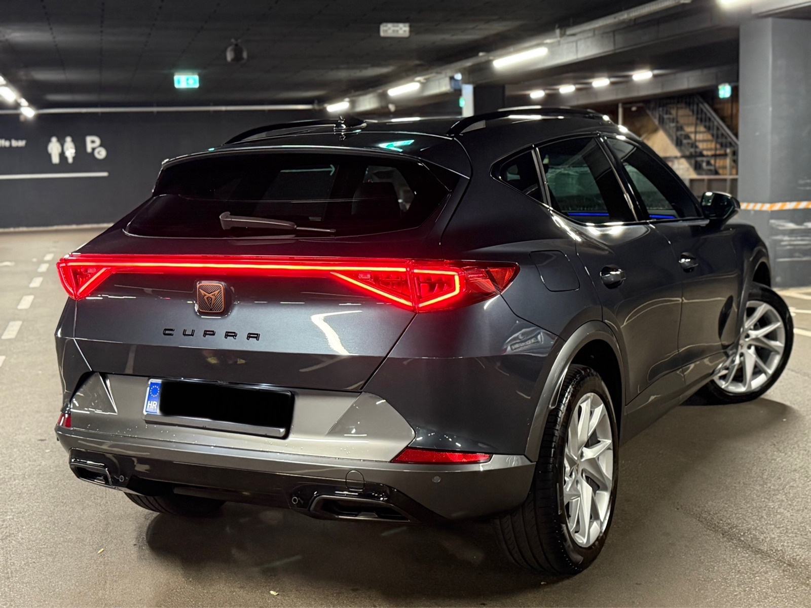 Cupra Formentor 2.0 Tdi Dsg 4Drive Evo Navi,Led Amb,Acc,Keyless,18”, fotografija 5