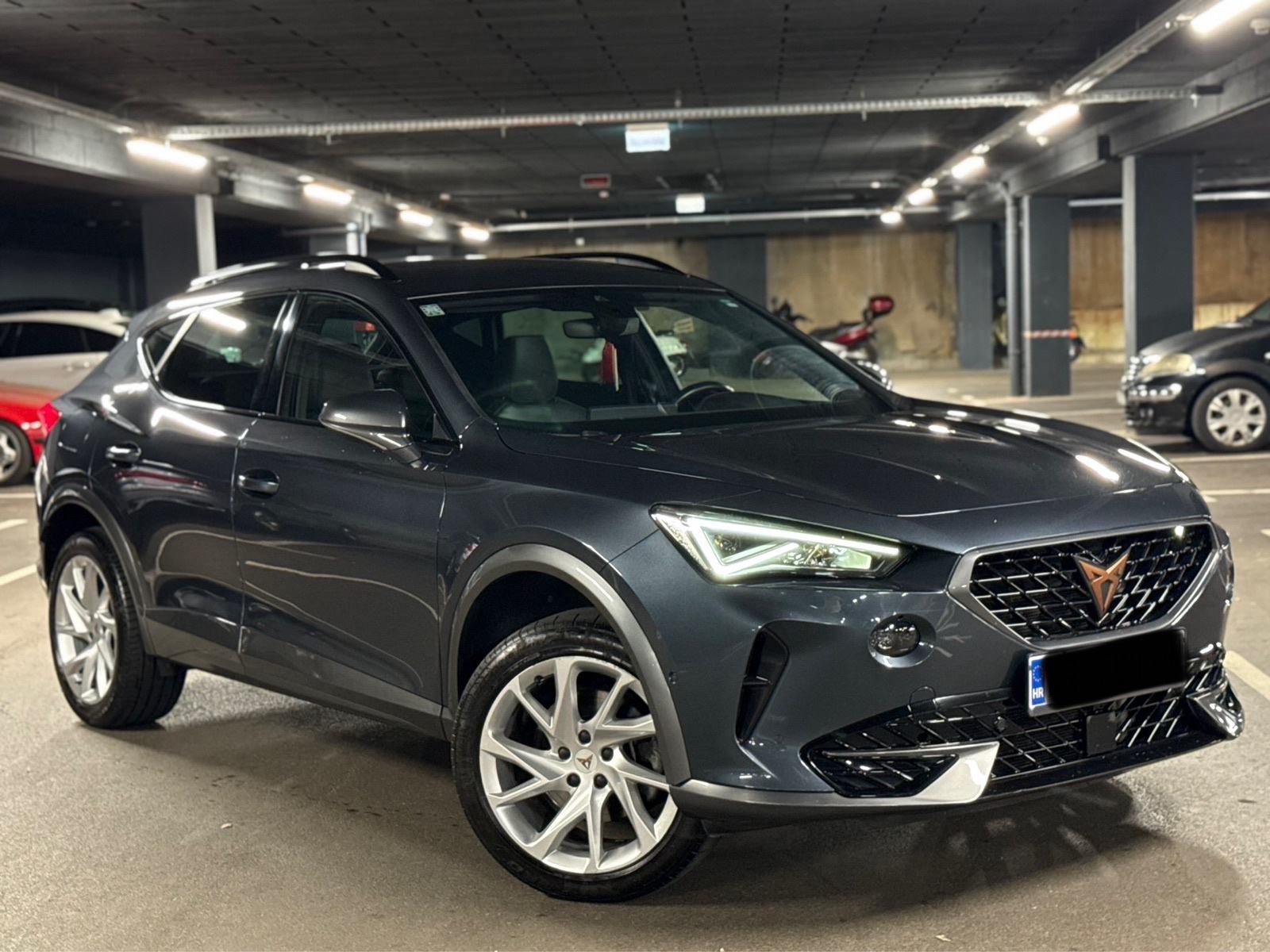 Cupra Formentor 2.0 Tdi Dsg 4Drive Evo Navi,Led Amb,Acc,Keyless,18”, fotografija 2