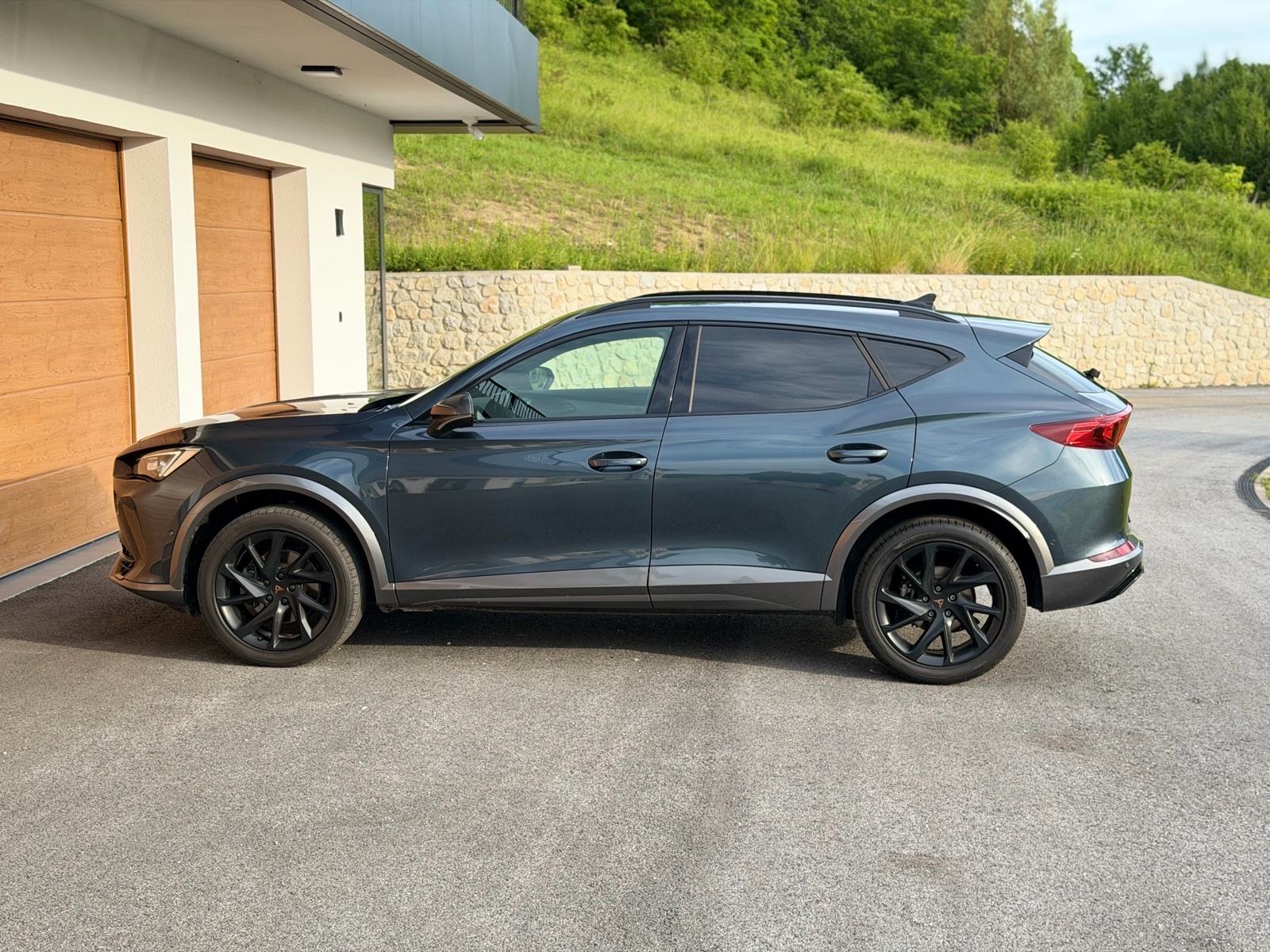 Cupra Formentor 2,0 TDI • Full led • Kamera • Navigacija • Manual, fotografija 8