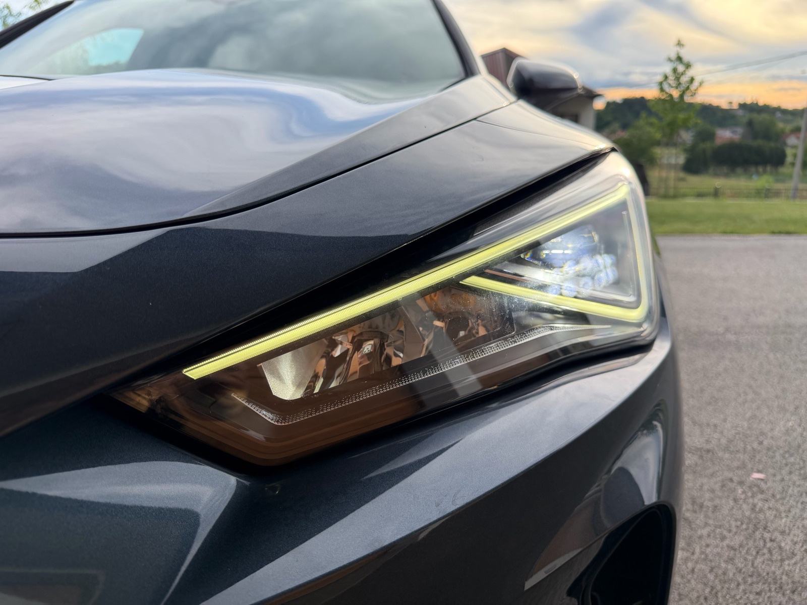 Cupra Formentor 2,0 TDI • Full led • Kamera • Navigacija • Manual, fotografija 9