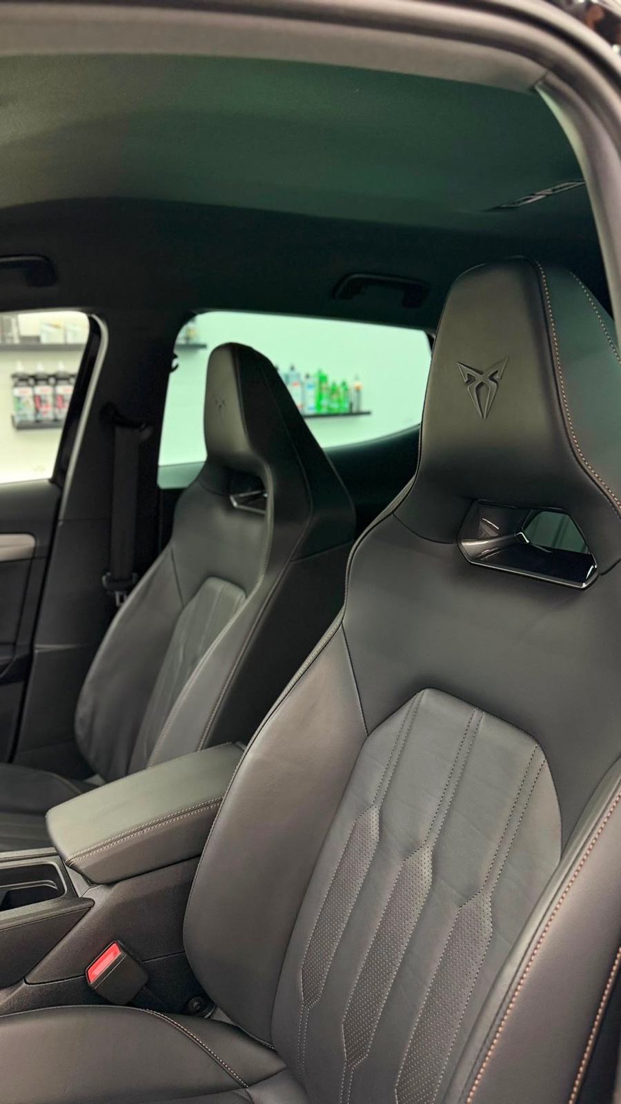 Cupra Formentor 2,0 TSI VZ°4 DRIVE°19” FELGE°KOZA°VIRTUAL°NAVI°AMBI°, fotografija 8