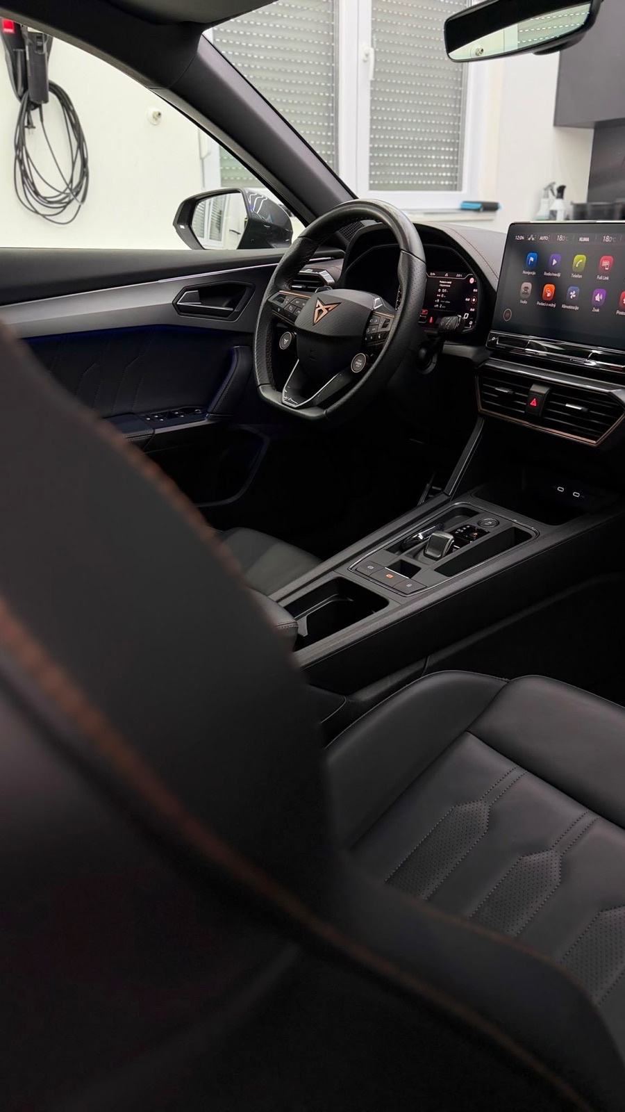 Cupra Formentor 2,0 TSI VZ°4 DRIVE°19” FELGE°KOZA°VIRTUAL°NAVI°AMBI°, fotografija 19