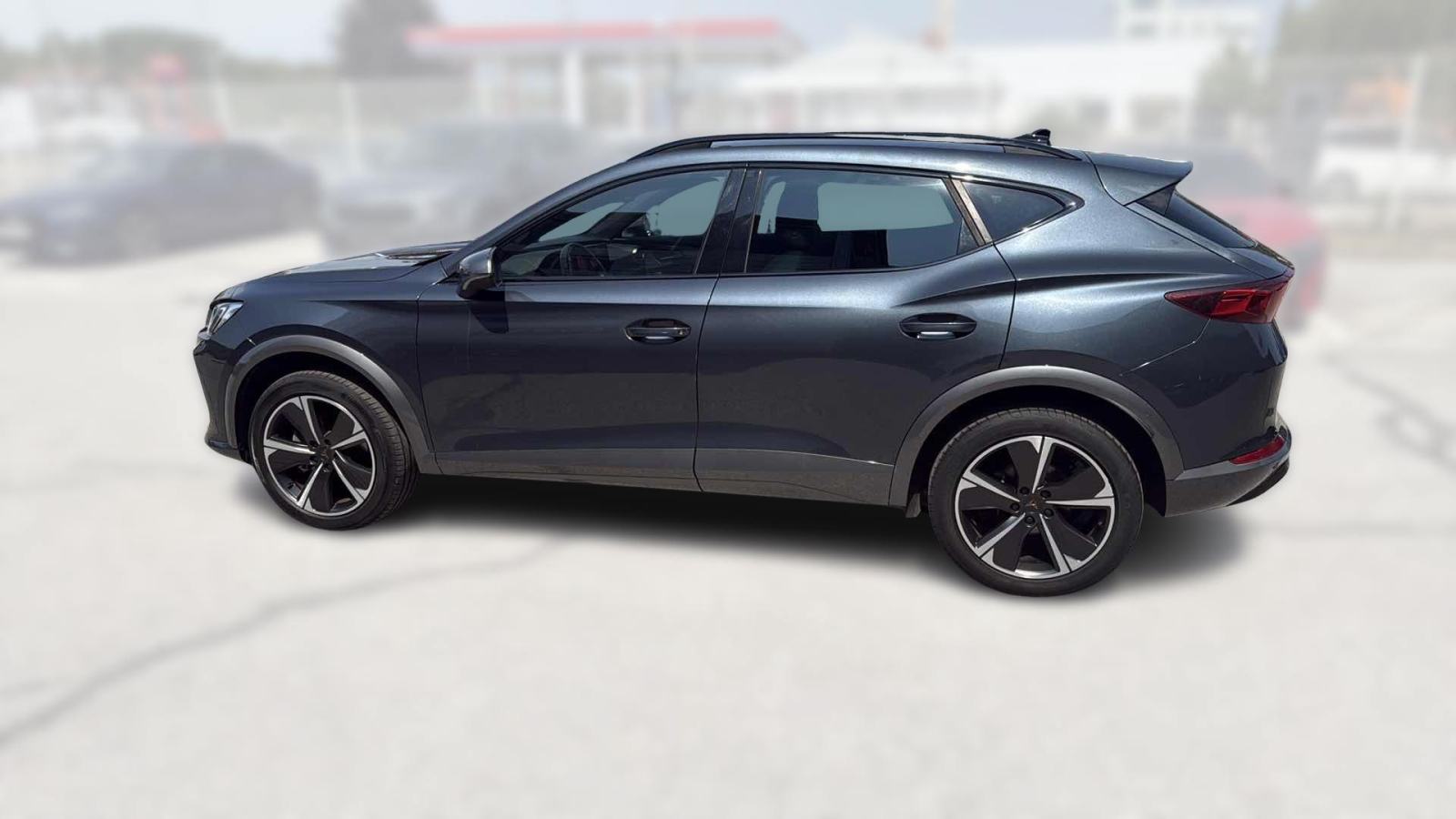 CUPRA FORMENTOR 2023 • PREMIUM jamstvo • AutoZubak Rabljena, fotografija 6
