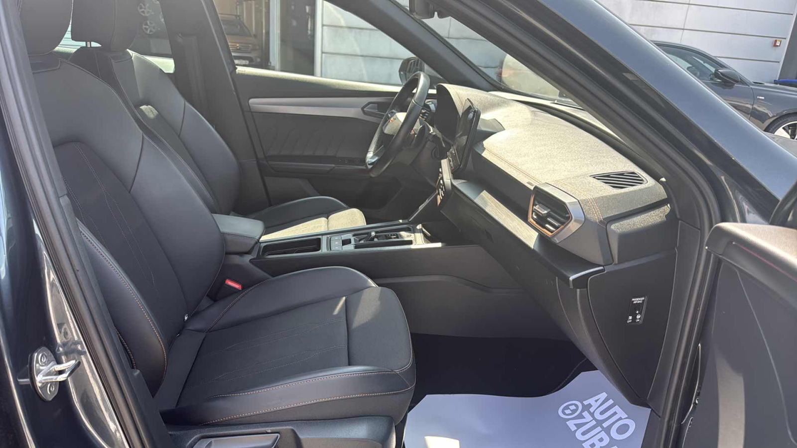 CUPRA FORMENTOR 2023 • PREMIUM jamstvo • AutoZubak Rabljena, fotografija 9