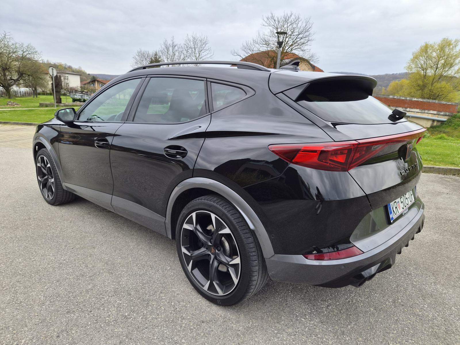 Cupra Formentor VZ, 2,0 TSI, 310KS, 4DRIVE, DSG, TOP STANJE, REG., fotografija 4