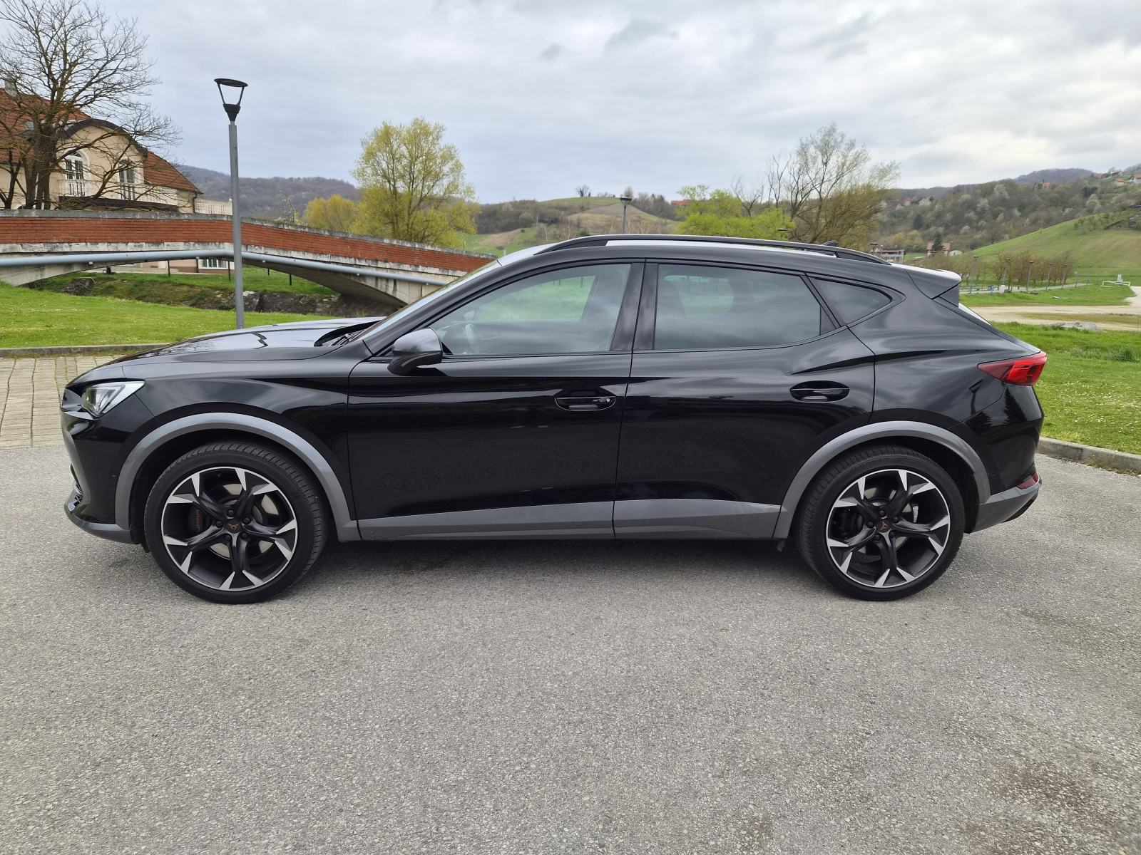 Cupra Formentor VZ, 2,0 TSI, 310KS, 4DRIVE, DSG, TOP STANJE, REG., fotografija 3