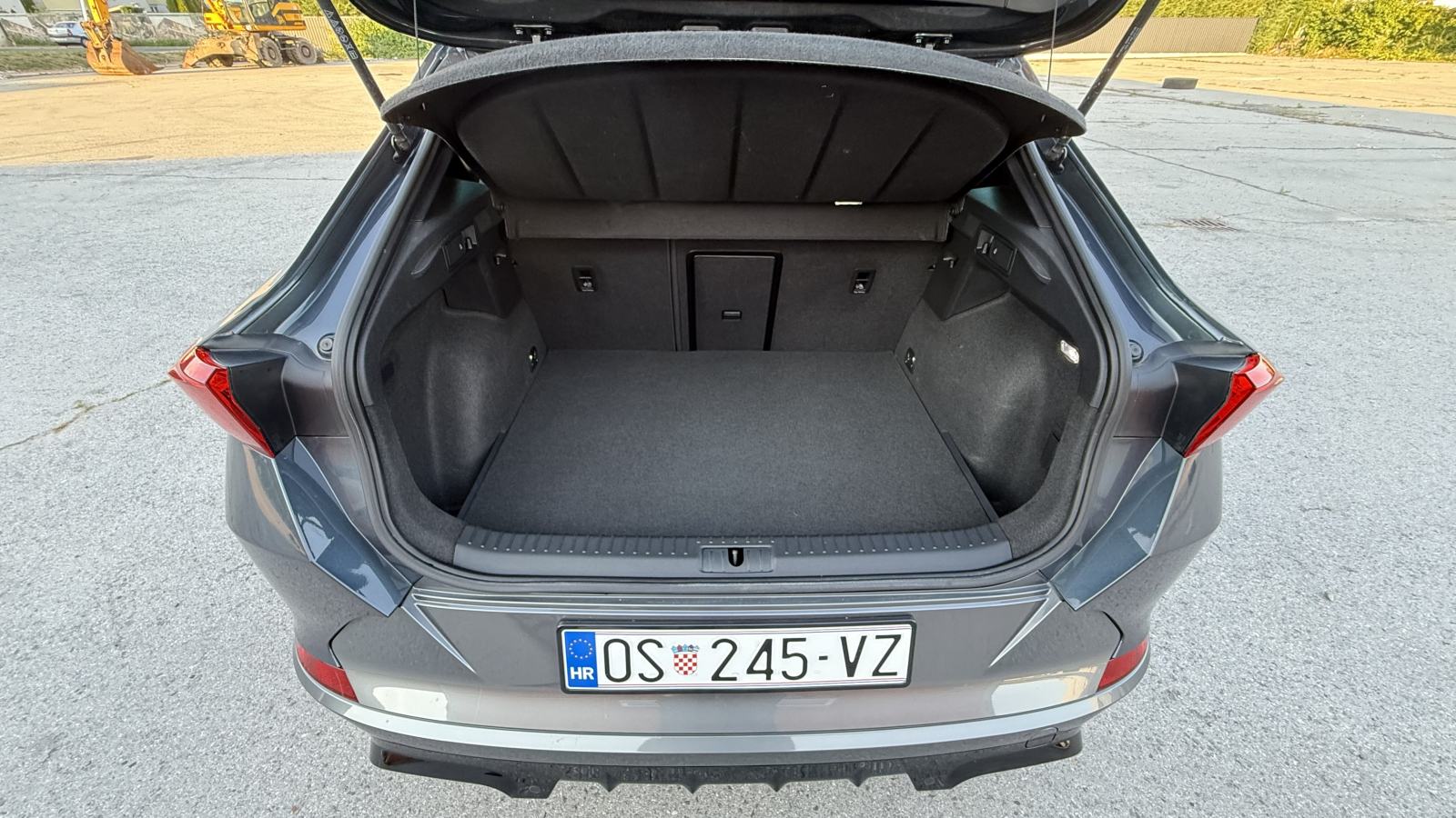 CUPRA Formentor VZ 245KS e-Hybrid - Matrix LED, 360 Kamera, Jamstvo, fotografija 14