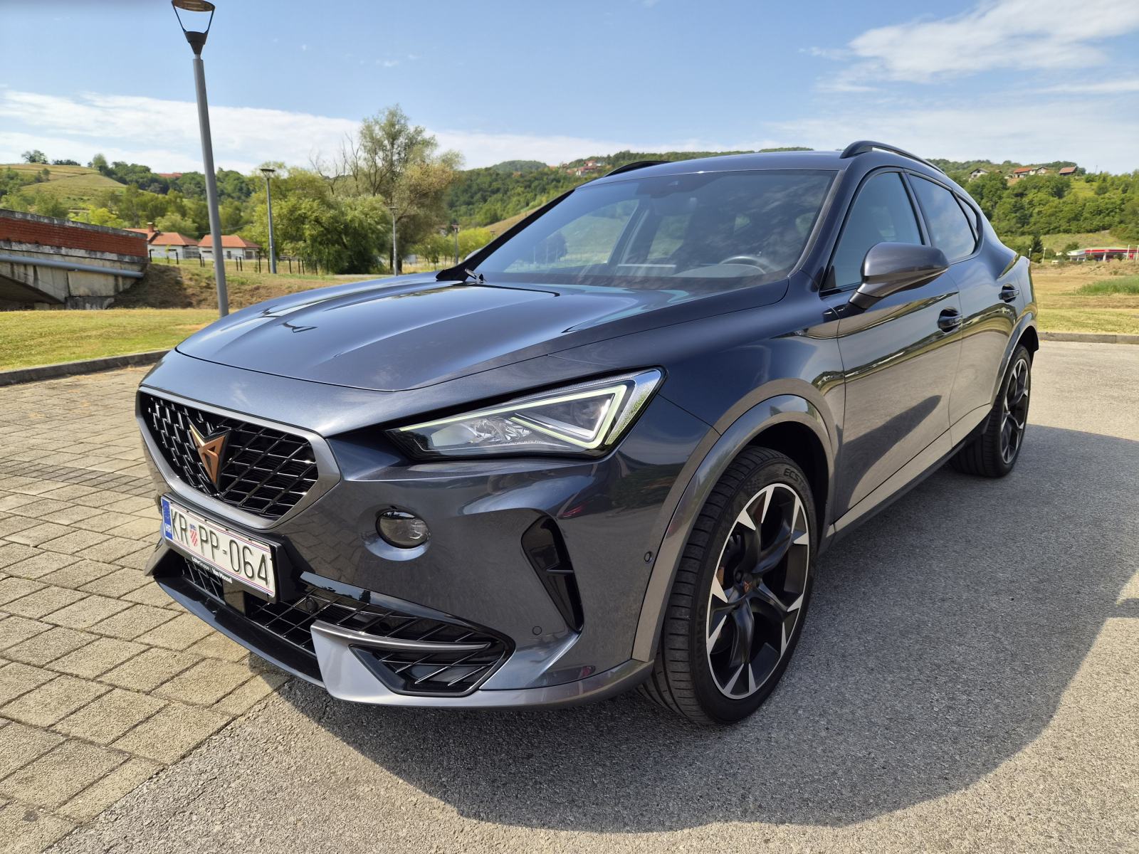 Cupra Formentor VZ, 310KS, 4X4, DSG AUTOMATIK, TOP STANJE, SERVISNA, fotografija 13
