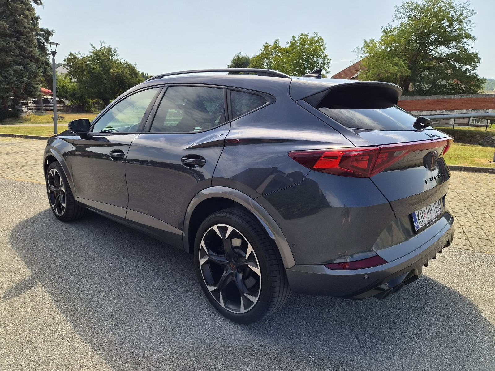 Cupra Formentor VZ, 310KS, 4X4, DSG AUTOMATIK, TOP STANJE, SERVISNA, fotografija 4