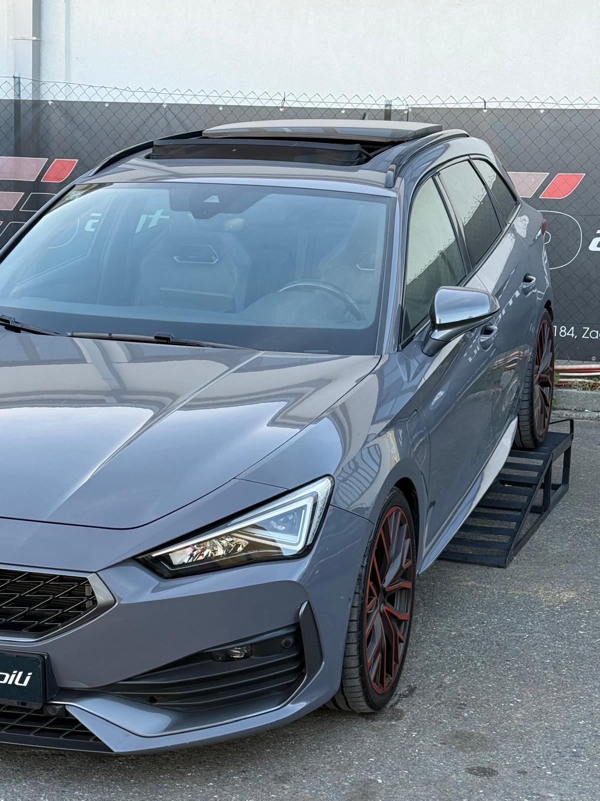 Cupra Leon | 1,4 eHybrid | 245KS | DSG | Full oprema | Leasing |, fotografija 12